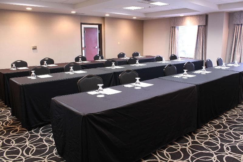DoubleTree by Hilton Springdale photo 1