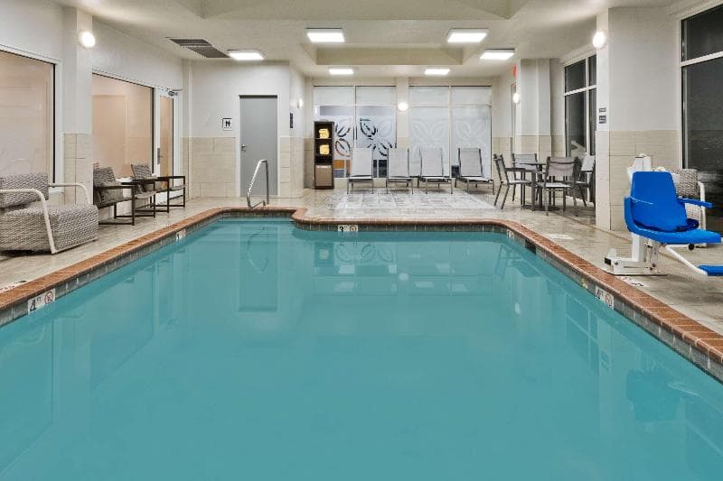 Hilton Garden Inn Birmingham/Lakeshore Drive 3
