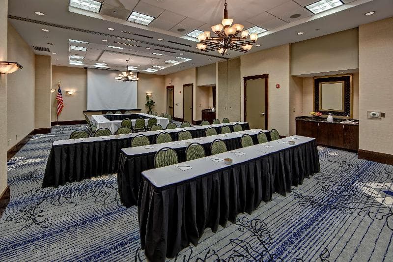 Hampton Inn & Suites Nashville-Downtown photo 1