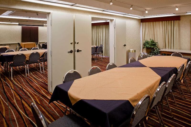 Hampton Inn Atlanta-Northlake photo 1