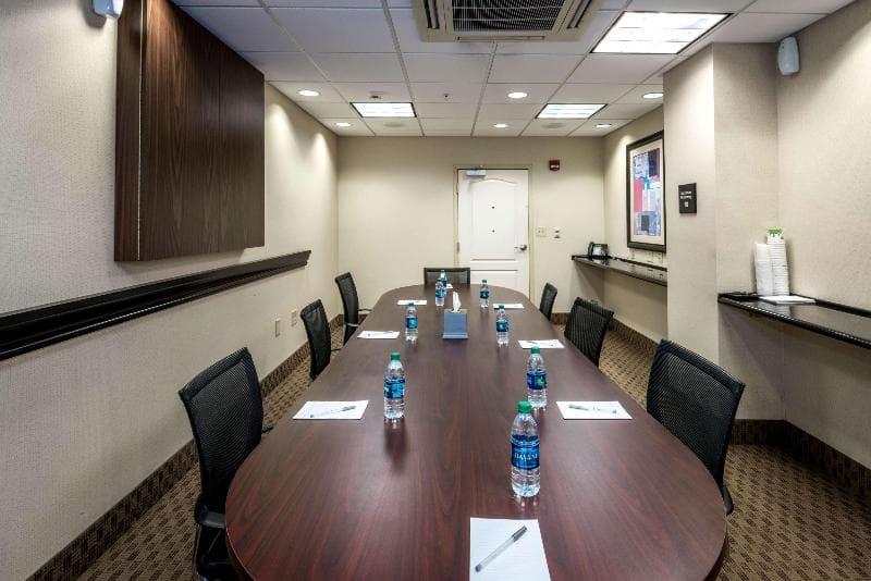 Hampton Inn & Suites Montgomery-Downtown 3