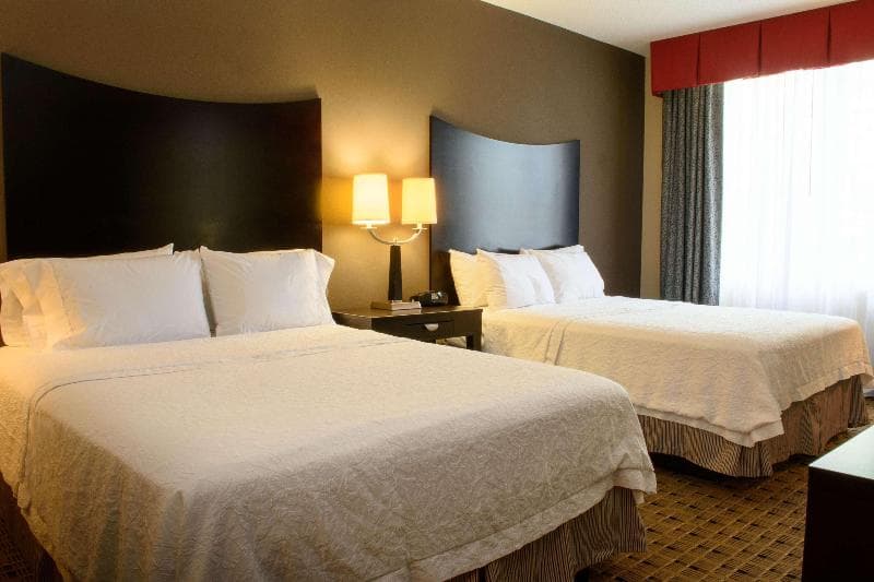 Hampton Inn & Suites Montgomery-Downtown 4