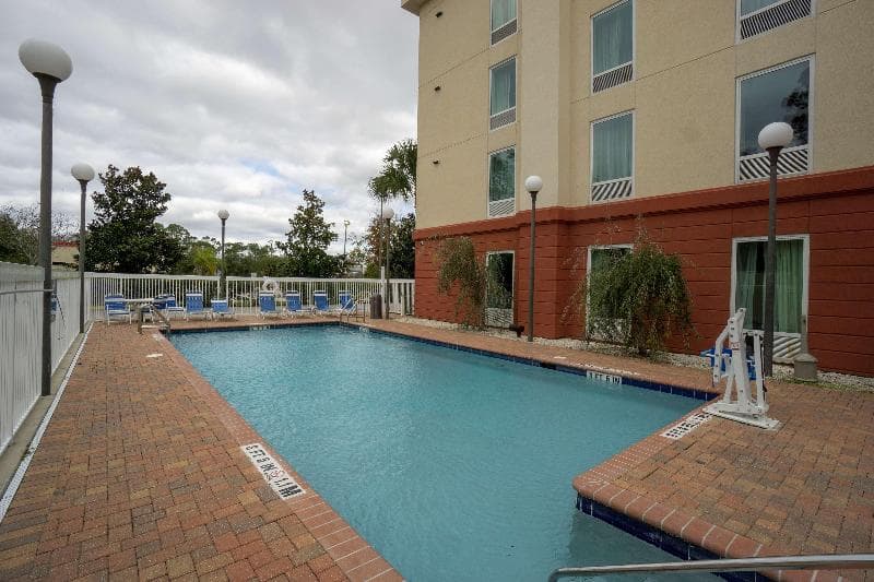Hampton Inn & Suites Palm Coast 3