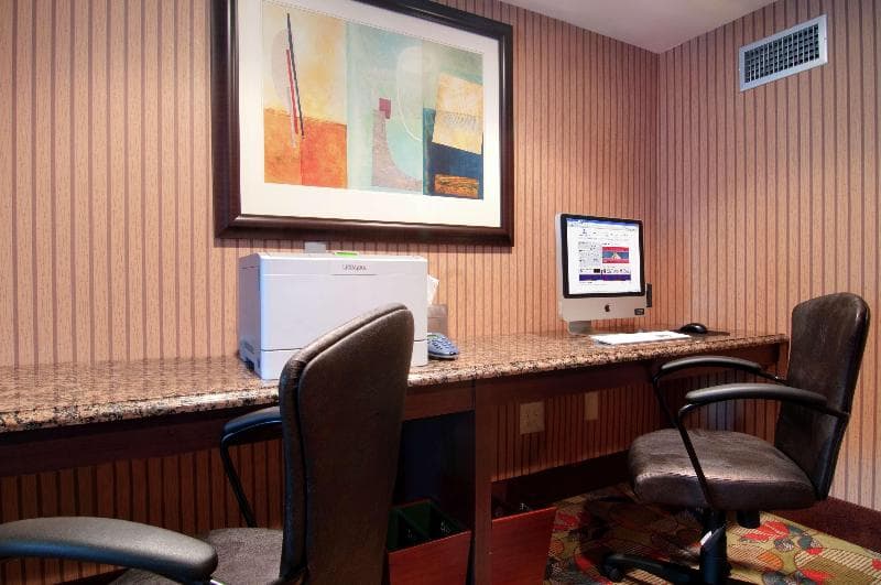 DoubleTree by Hilton Hotel Columbus 5