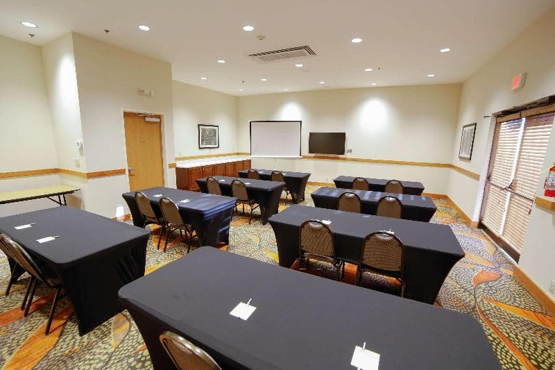 Hampton Inn Franklin photo 1