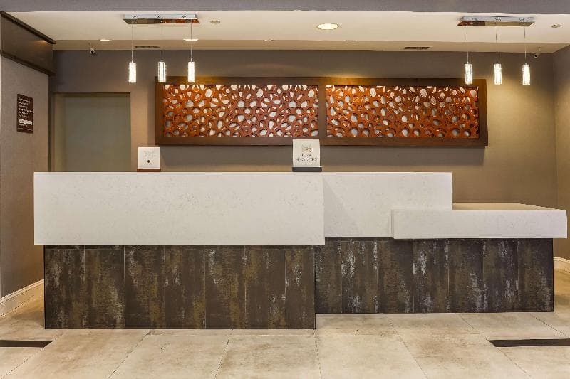 DoubleTree by Hilton Hotel Atlanta Airport 4