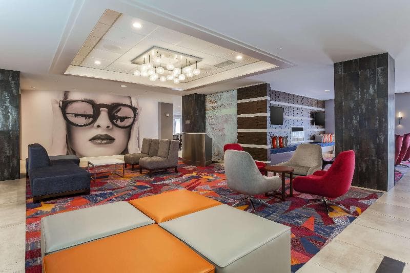 DoubleTree by Hilton Hotel Atlanta Airport 5
