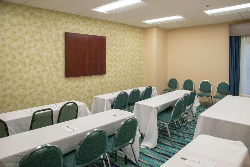 Hampton Inn & Suites Jackson Downtown-Coliseum photo 1