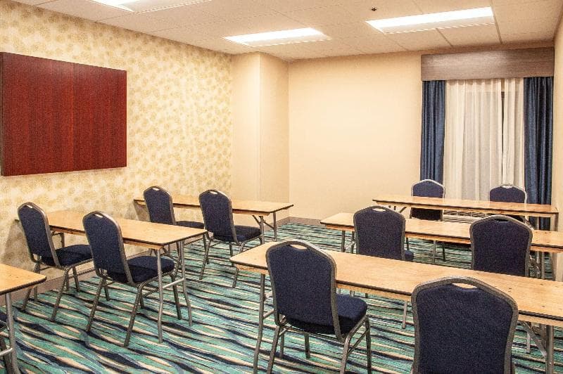 Hampton Inn & Suites Jackson Downtown-Coliseum 4