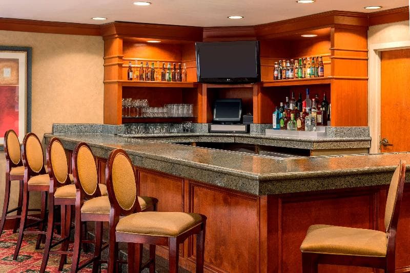 Embassy Suites By Hilton Columbia Greystone photo 1