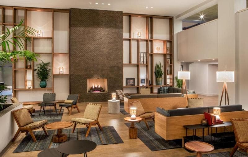 DoubleTree by Hilton Atlanta Windy Hill Ballpark 3