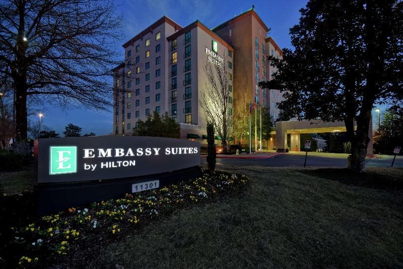 Embassy Suites by Hilton Little Rock photo 1