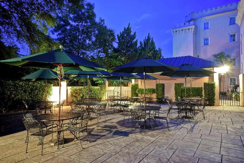 Embassy Suites by Hilton Charleston Historic District 4