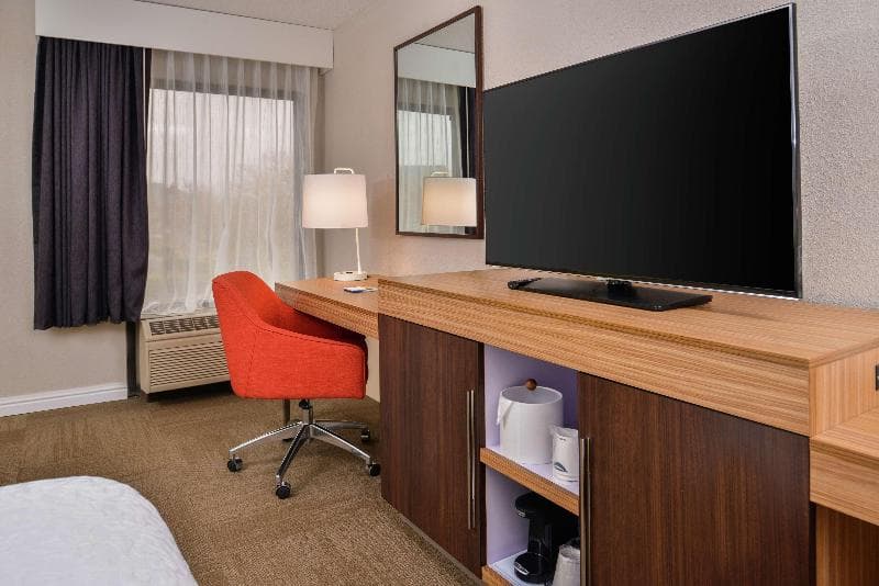 Hampton Inn Raleigh/Clayton I-40 4