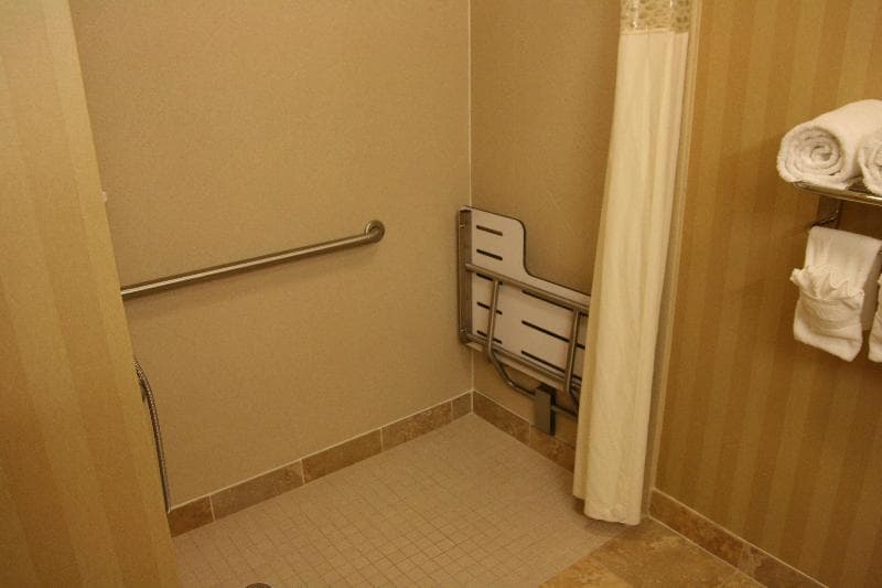 Hampton Inn & Suites Mobile Providence Park/Airport 2