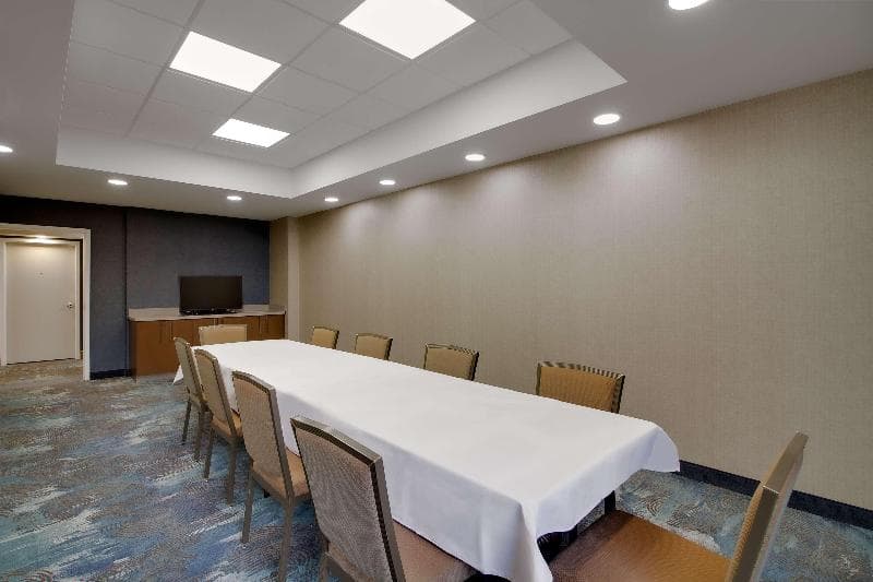 Hampton Inn Birmingham-Colonnade 280 4