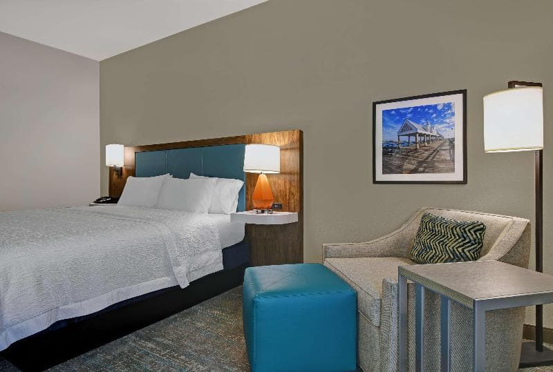 Hampton Inn Charleston/Mt. Pleasant-Patriots Point 2