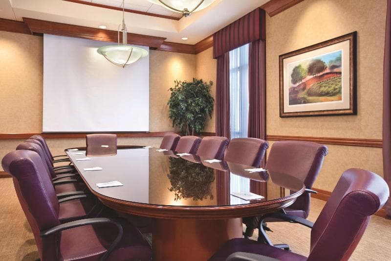 Embassy Suites by Hilton Hot Springs Hotel & Spa photo 1