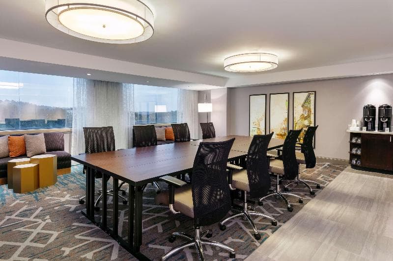 DoubleTree by Hilton Birmingham Perimeter Park 2