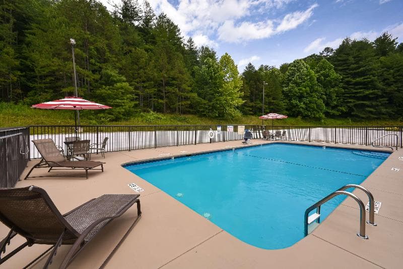 Hampton Inn Brevard 3