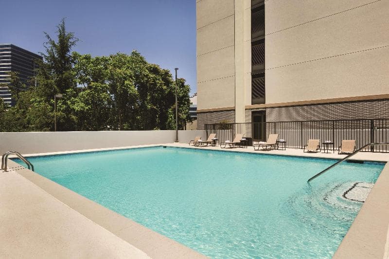 Hampton Inn Atlanta-Buckhead 3
