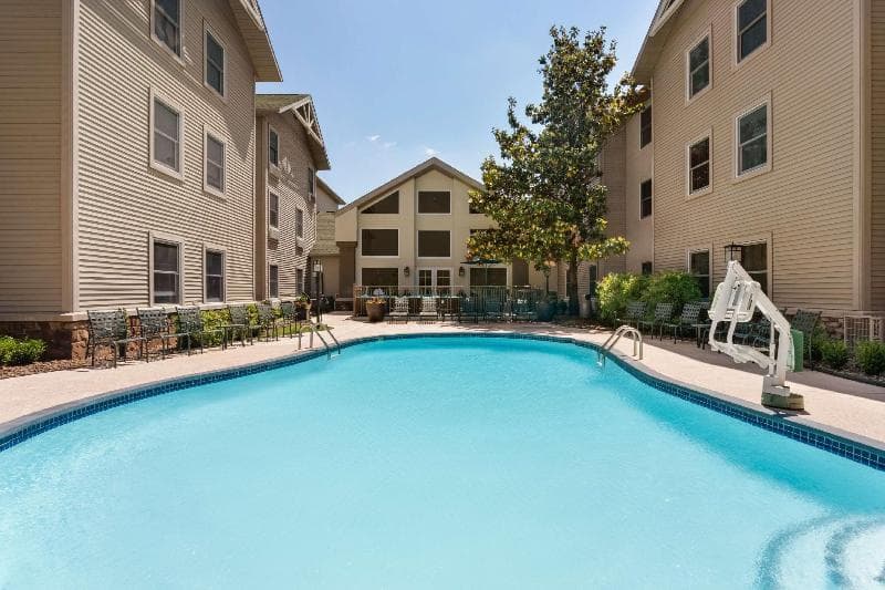 Hampton Inn & Suites Springdale 5