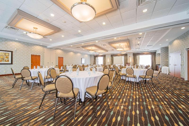 Hampton Inn & Suites by Hilton Brantford Conference Centre O 3