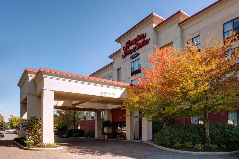 Hampton Inn & Suites by Hilton Langley-Surrey photo 1