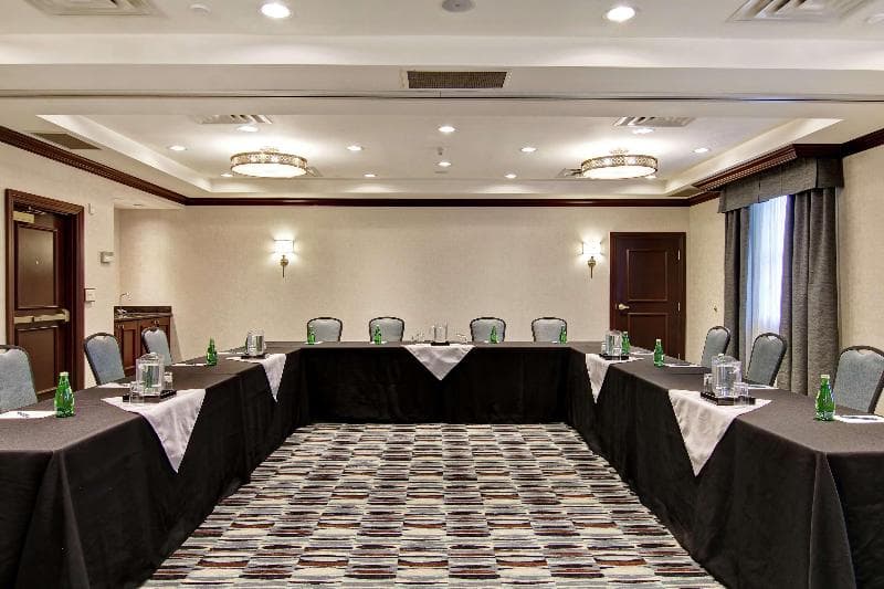 Homewood Suites by Hilton Toronto Oakville 3