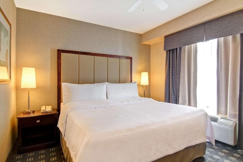 Homewood Suites by Hilton Toronto Oakville 5
