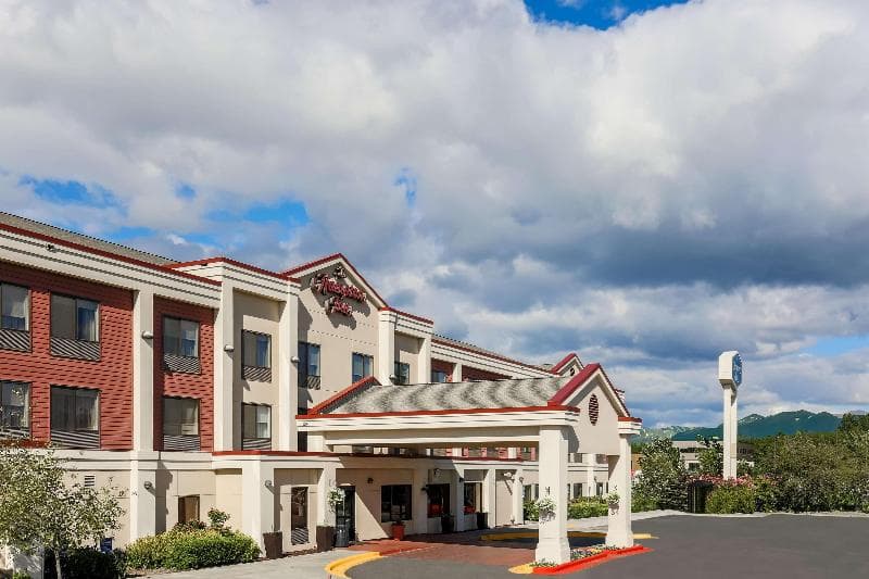 Hampton Inn Anchorage 2