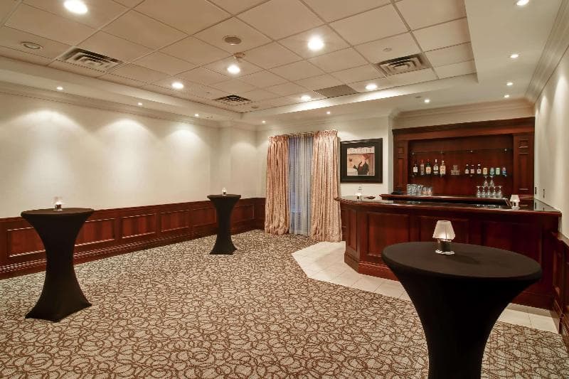 Hilton Garden Inn Toronto/Burlington photo 1