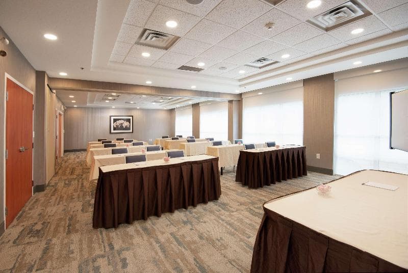 Hampton Inn & Suites by Hilton Barrie 4
