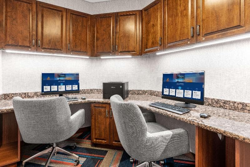 Hampton Inn & Suites Fairbanks 3