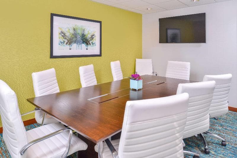 Hampton Inn Seattle-Airport 4