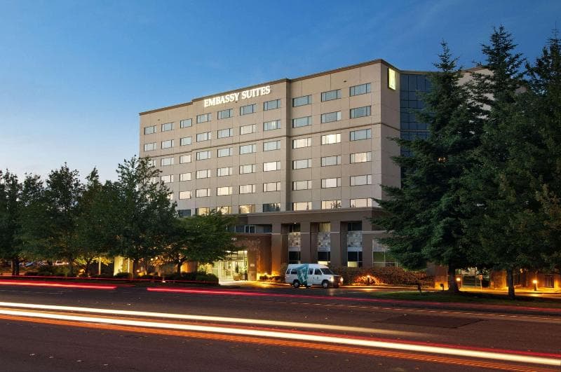 Embassy Suites by Hilton Seattle Tacoma International Air photo 1