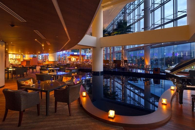 The Yokohama Bay Hotel Tokyu 5