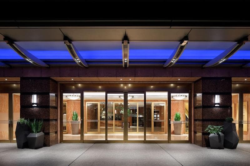 Yokohama Bay Sheraton Hotel & Towers 4