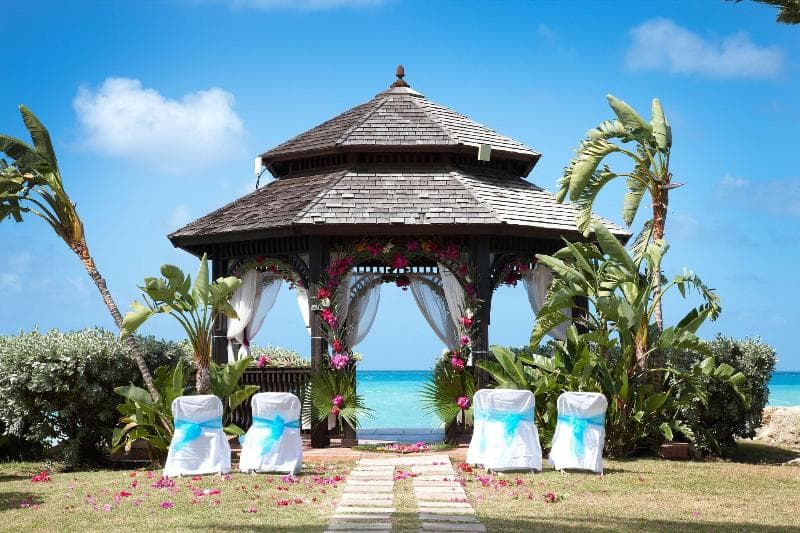 Blue Waters Resort & Spa 2