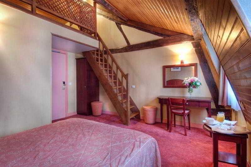 Le Faubourg Hotel 5