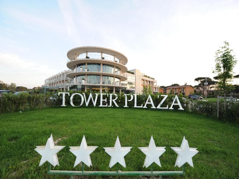 Pisa Hotel Tower Plaza 2