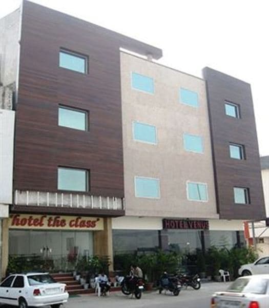 Hotel The Class main