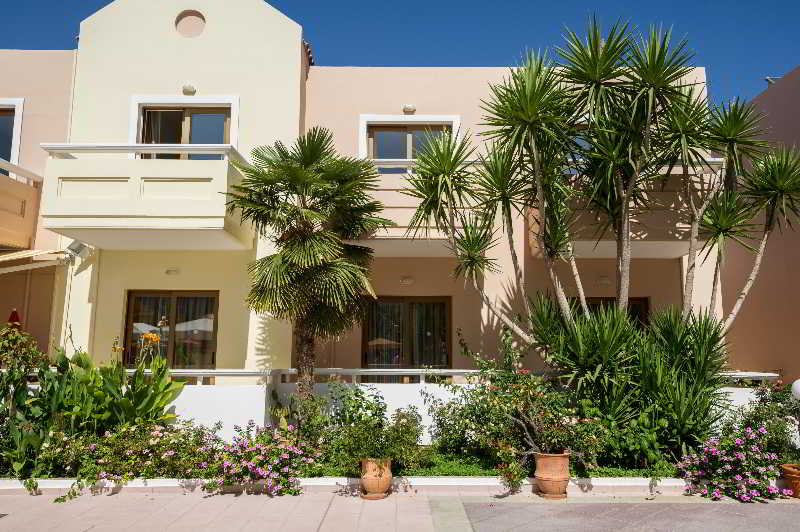 Oscar Suites & Village 4