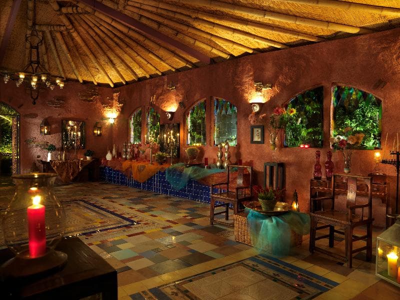 Dionysos Hotel 2