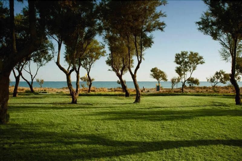 Lito Beach Hotel 4