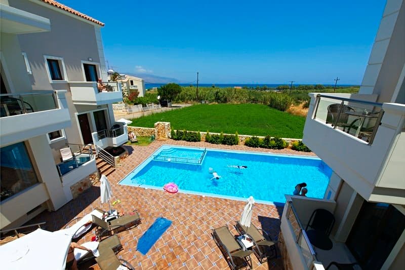 Theros Hotel photo 1