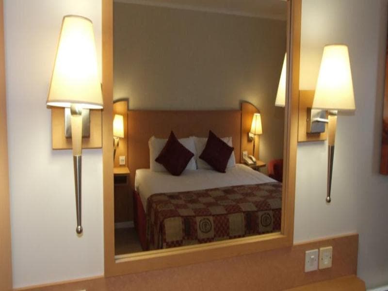 Travelodge Derby Cricket Ground 4