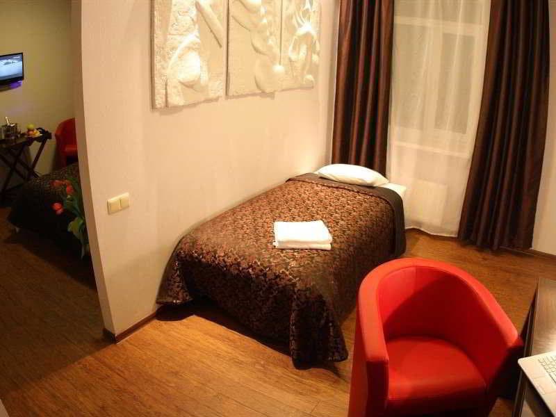 Primo Hotel 5
