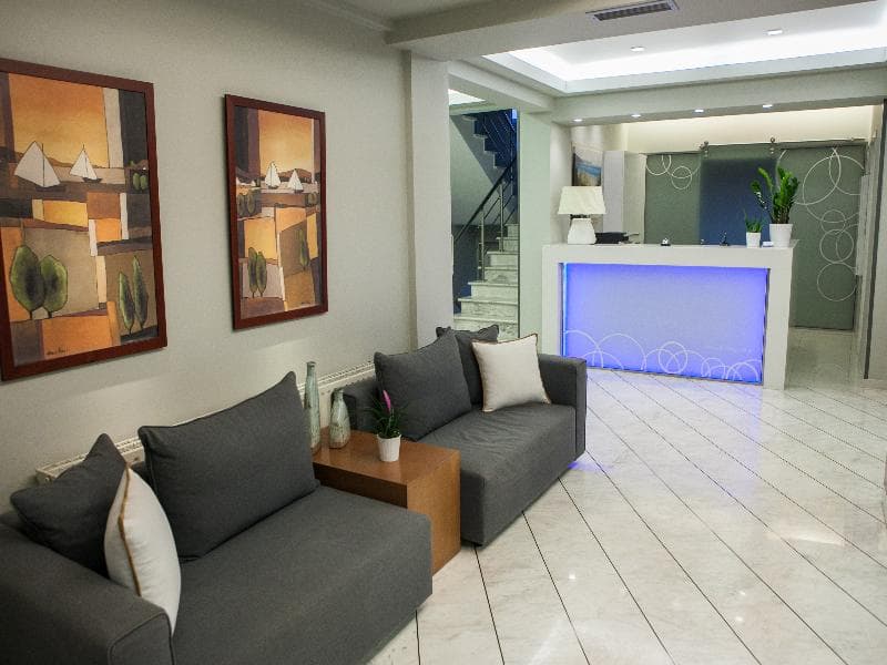 Kronos Hotel 4