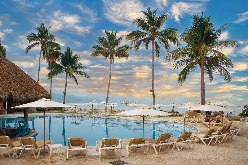 Plaza Pelicanos Club Beach Resort 5